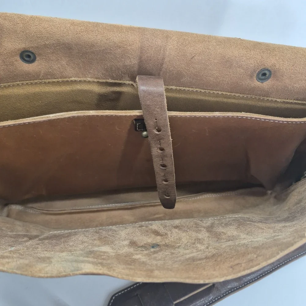 Whipping Post WP Standard Large Leather Brown Distressed Messenger Bag